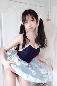 和崇拜上司女部长出差bd在线
